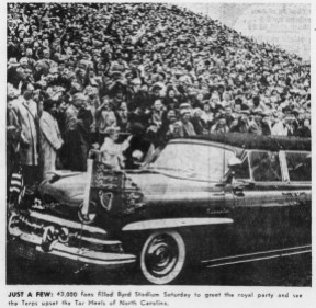 43,000 fans greeting Queen Elizabeth II and Prince Philip